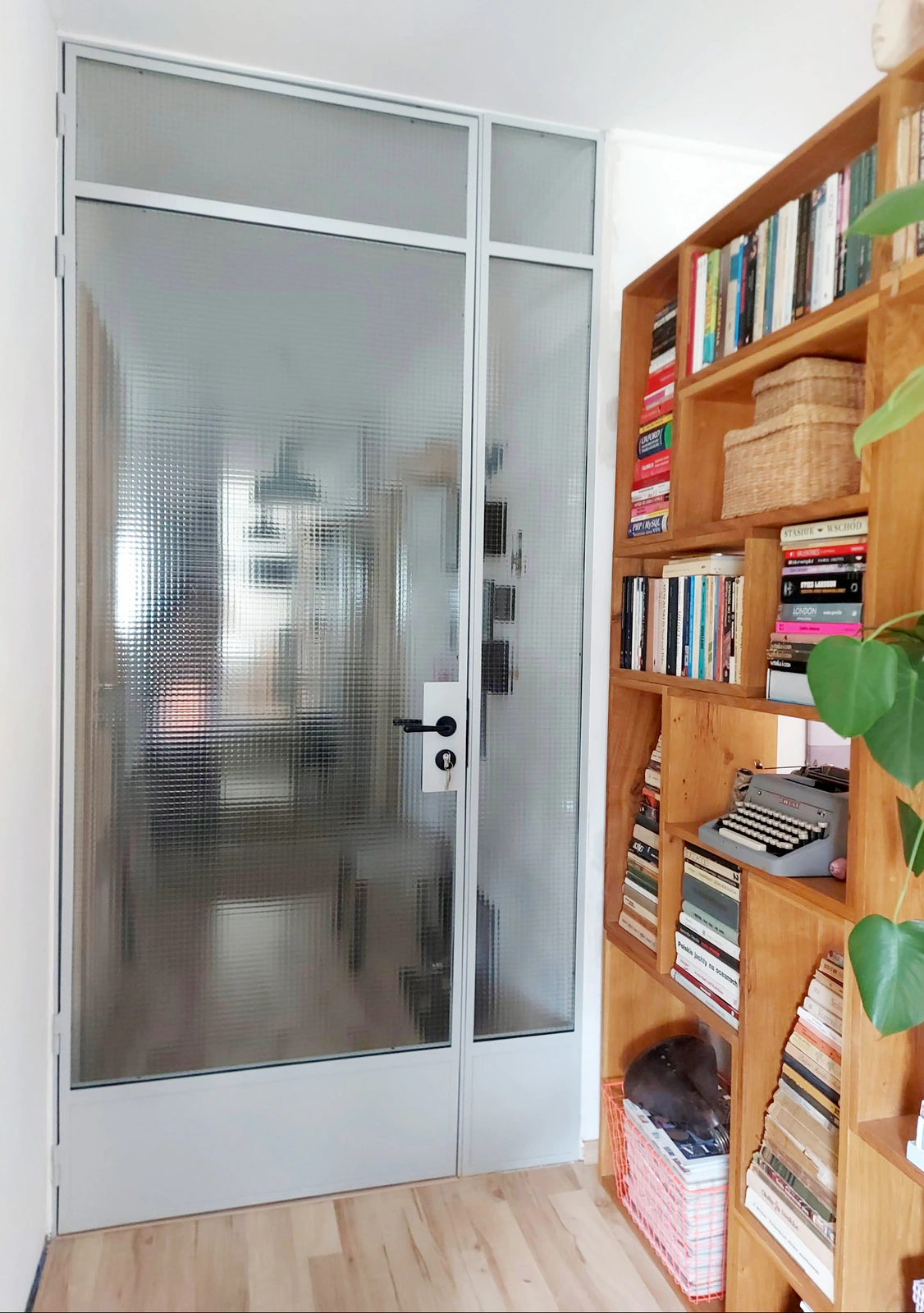 Szare drzwi industrialne stal‑szkło ze szkłem zbrojonym – Gdańsk