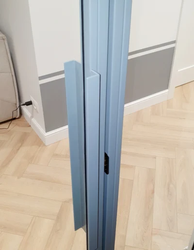 Słupsk pochwyt drzwi z doswietlem szare wiatrolap minimalistyczne stalowe